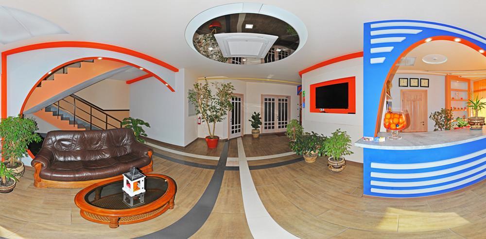 Komplex Apelsin Hotel Yuzhne Buitenkant foto